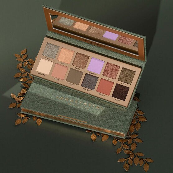 ANASTASIA  NOUVEAU       EYES PALT